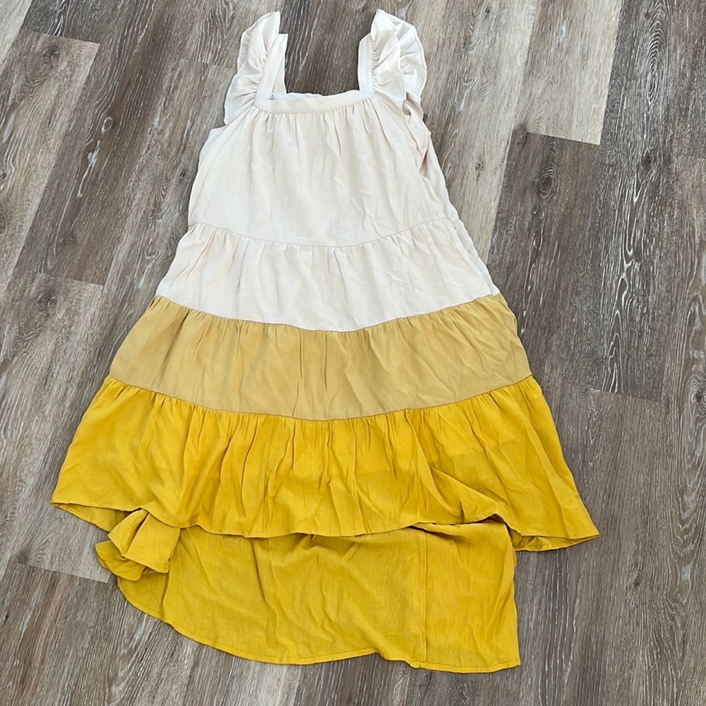 VICI Tiered High-Low Dress